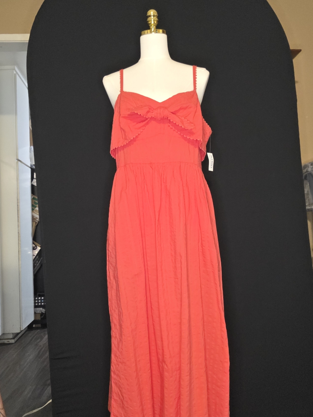 Old Navy Coral Spaghetti-Strap Maxi Dress